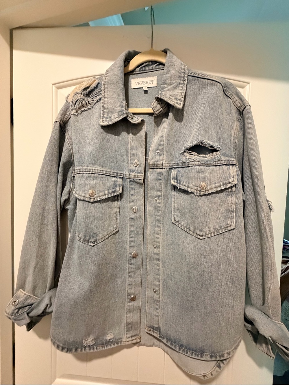 VERVET Women's Distressed Denim Jacket